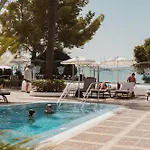 Illa D'or & Club Apts 4* Sup