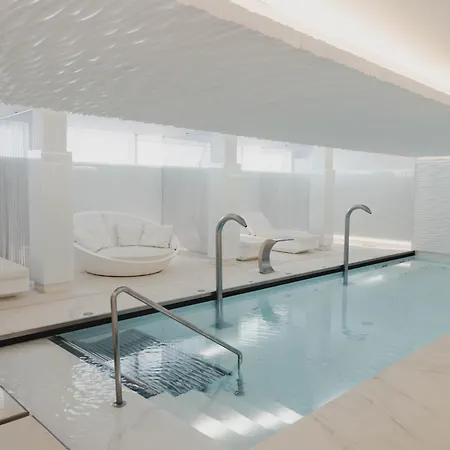 ホテル Illa D'or & Club Apts 4* Sup 4*