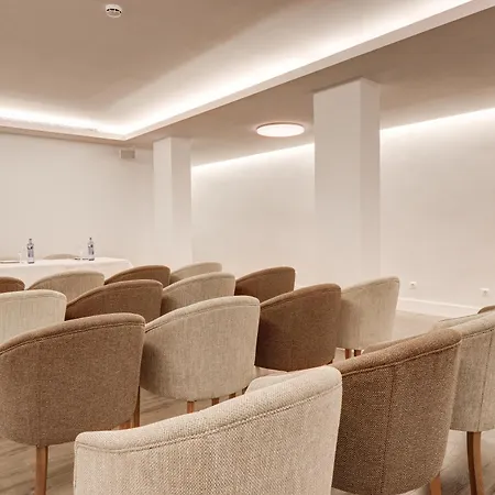 ホテル Illa D'or & Club Apts 4* Sup ポルト・ダ・ポリェンサ