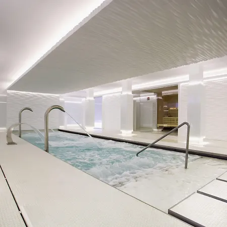 酒店 Illa D'or & Club Apts 4* Sup 4*