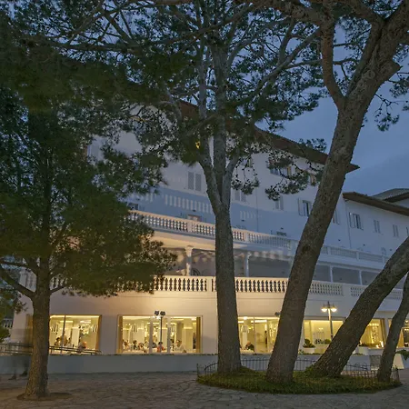 Illa D'or & Club Apts 4* Sup 4* 波连萨港