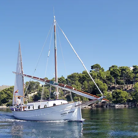 Illa D'or & Club Apts 4* Sup 波连萨港