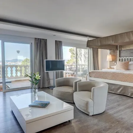 Illa D'or & Club Apts 4* Sup Otel