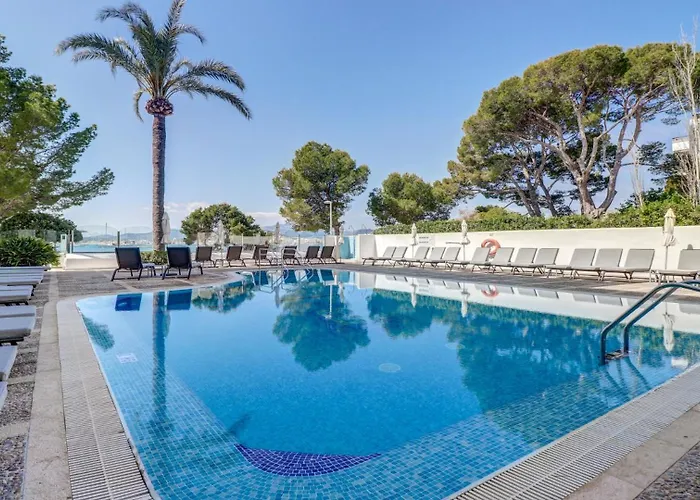 Illa D'or & Club Apts 4* Sup Hotel Port de Pollença