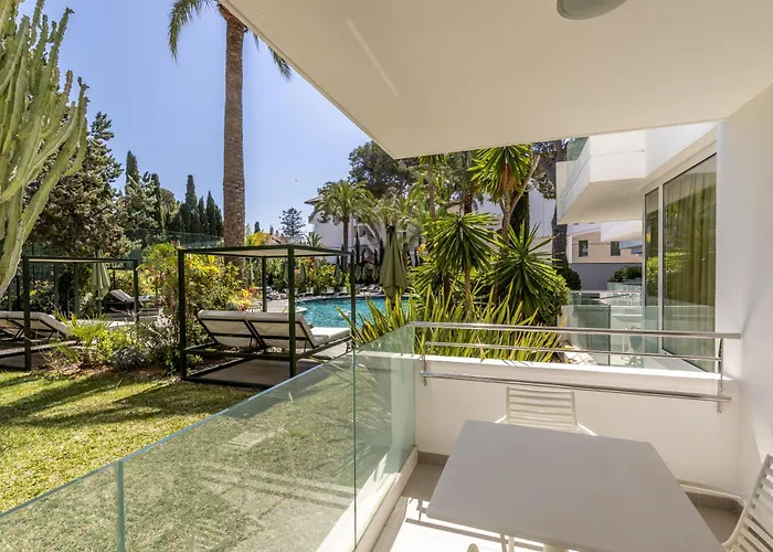 Illa D'or & Club Apts 4* Sup Hotel