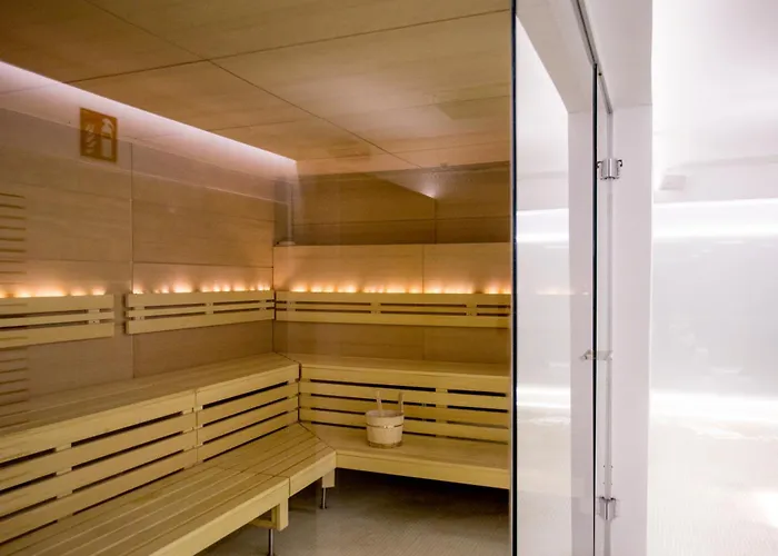 Illa D'or & Club Apts 4* Sup Otel 4*