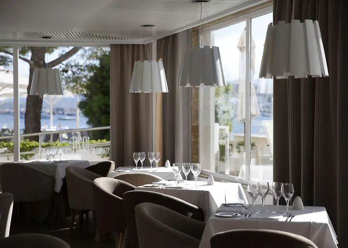 Illa D'or & Club Apts 4* Sup Otel