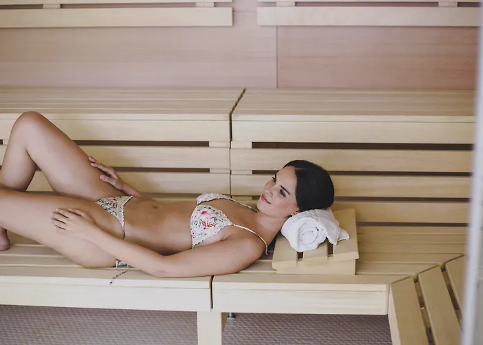 Illa D'or & Club Apts 4* Sup Szálloda 4*