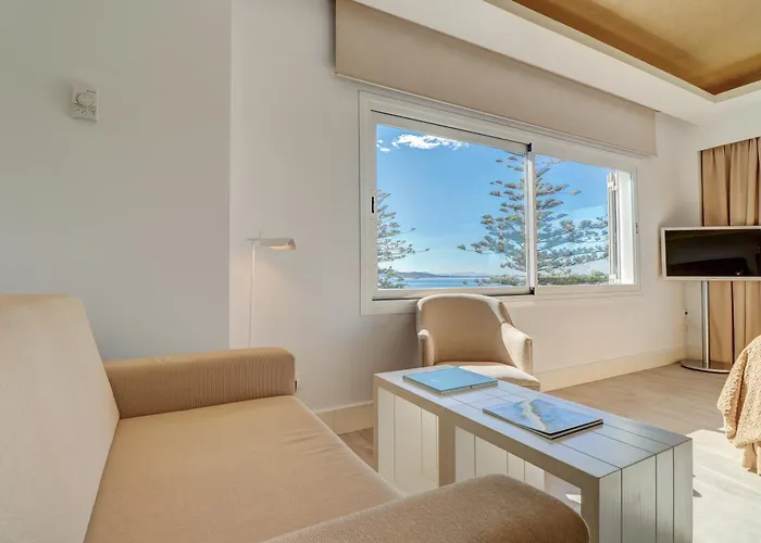 Szálloda Illa D'or & Club Apts 4* Sup Port de Pollença